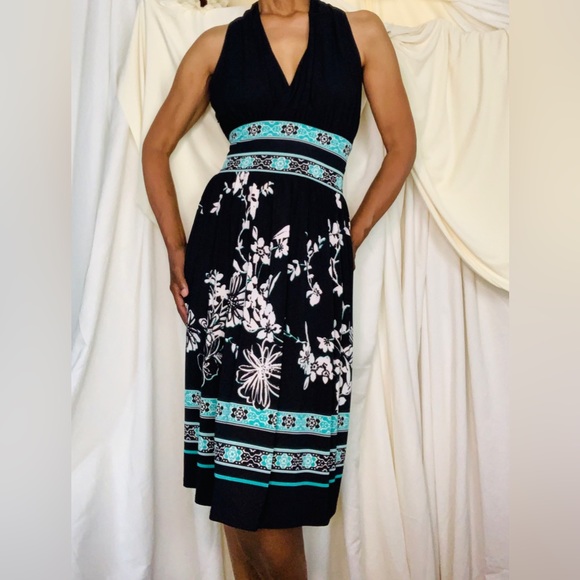 Evan Picone Dresses & Skirts - EVAN-PICONE BLACK PRINTED DRESS